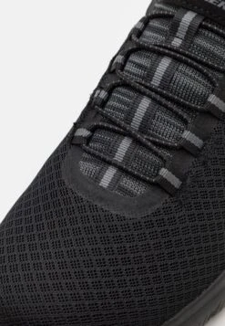 Summits - Sneakers Laag - Black 13 Summits - Sneakers Laag - Black -Skechers 02dadc69e313419da249f8b924c74399