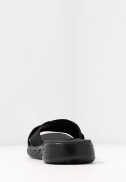 On-The-Go 600 - Outdoorsandalen - Black -Skechers 20eb21aa16904a4caf6f5f707a73880a