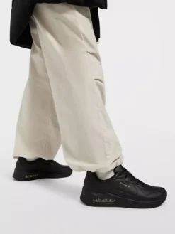 Skechers Zwarte Solitair - Perle 11 Skechers Zwarte Solitair - Perle -Skechers 2145073 H10