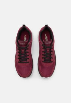 Track - Sneakers Laag - Burgundy/Black -Skechers 2f2cb10ff92d46c7899138bff53a0b66