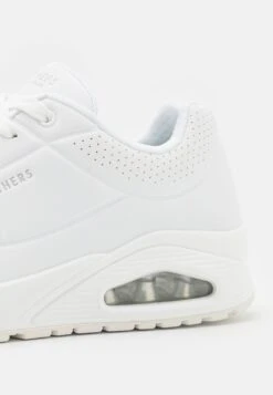 Uno - Sneakers Laag - White -Skechers 4be616aa19954e39b2552eb6b183b87d