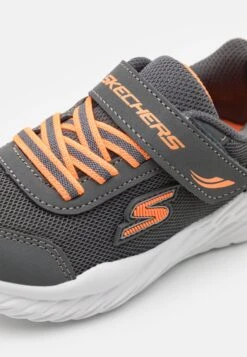Skechers Gore Strap Molded Logo - Sneakers Laag - Charcoal/Orange -Skechers 52e86c601b904b39bf420c7479ab53c6