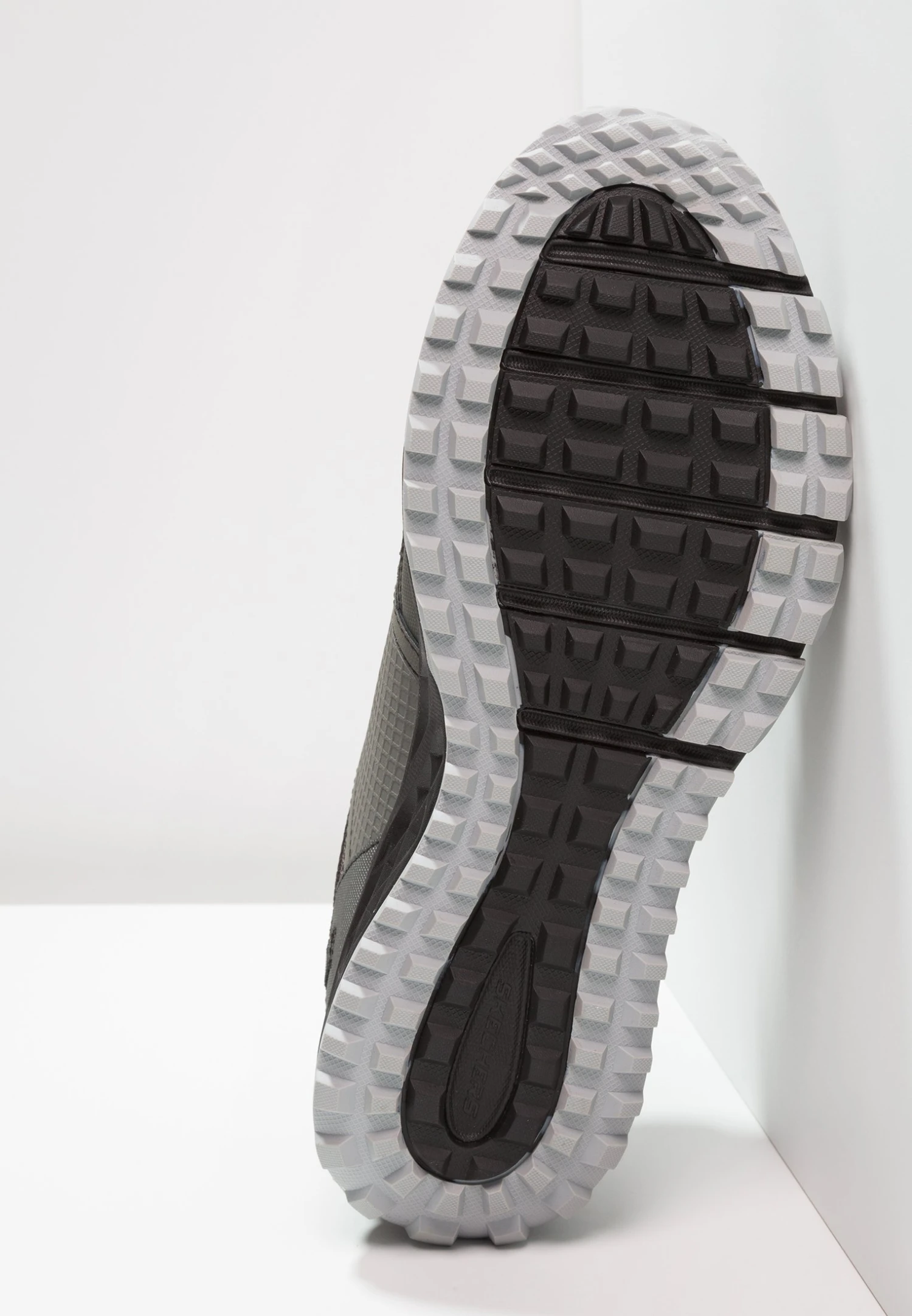 Skechers Escape Plan - Sneakers Laag - Charcoal/Black 7 Skechers Escape Plan - Sneakers Laag - Charcoal/Black - Afbeelding 5