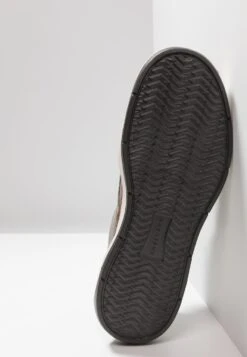 Skechers Moreno - Sneakers Laag - Taupe 12 Skechers Moreno - Sneakers Laag - Taupe -Skechers 6ea3e5982b3a4b8b917daac804967e26