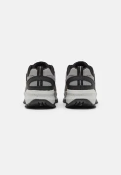 Skechers Bionic Trail - Sneakers Laag - Charcoal/Black 10 Skechers Bionic Trail - Sneakers Laag - Charcoal/Black -Skechers 83f703797bcd462ebe5de03430c779e6