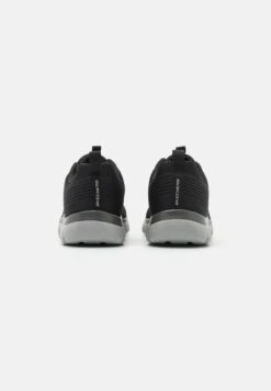 Summits - Sneakers Laag - Black/Charcoal 10 Summits - Sneakers Laag - Black/Charcoal -Skechers a3b99c2359034441bc5e0974198881fd