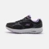 Go Run Consistent Lace Up - Hardloopschoenen Neutraal - Black/Lavender 2 Go Run Consistent Lace Up - Hardloopschoenen Neutraal - Black/Lavender -Skechers b501e2c3c88e4bef8b0181c6e62c7a6a