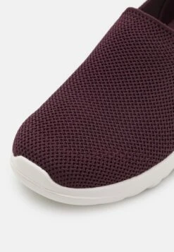 Go Walk Trainers - Sportieve Wandelschoenen - Burgundy -Skechers c7a8da67954a4cab9d20e7a48e727258