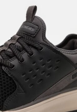 Skechers Crowder Colton - Sneakers Laag - Black/Grey 13 Skechers Crowder Colton - Sneakers Laag - Black/Grey -Skechers cba91a2d01b04d3497880816950bdb71