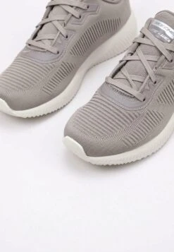 Skechers Squad - Sneakers Laag - Brown -Skechers d2c9681d9fb84101bde603e31a2a3453